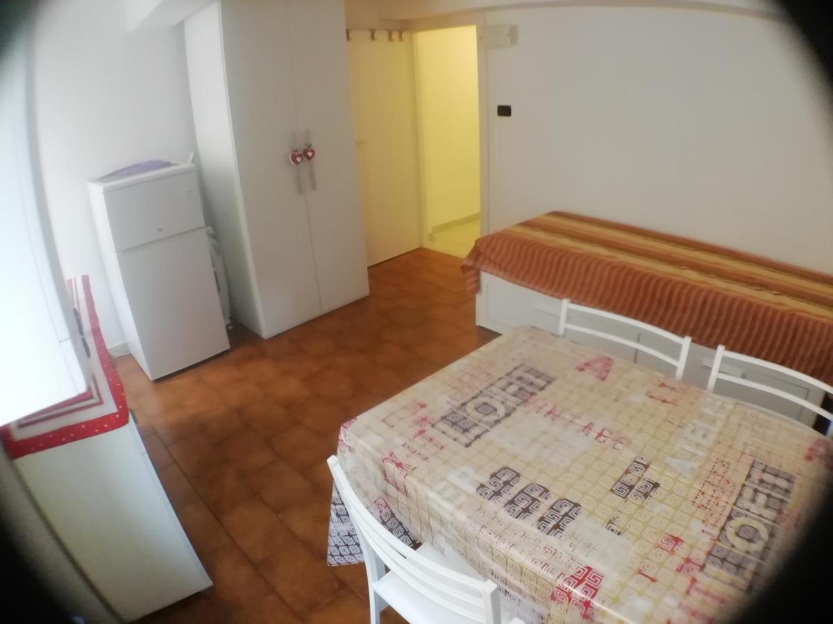 Apartmán Over The Rainbow - Cozy Studio In The Centre Of Ferrara Exteriér fotografie